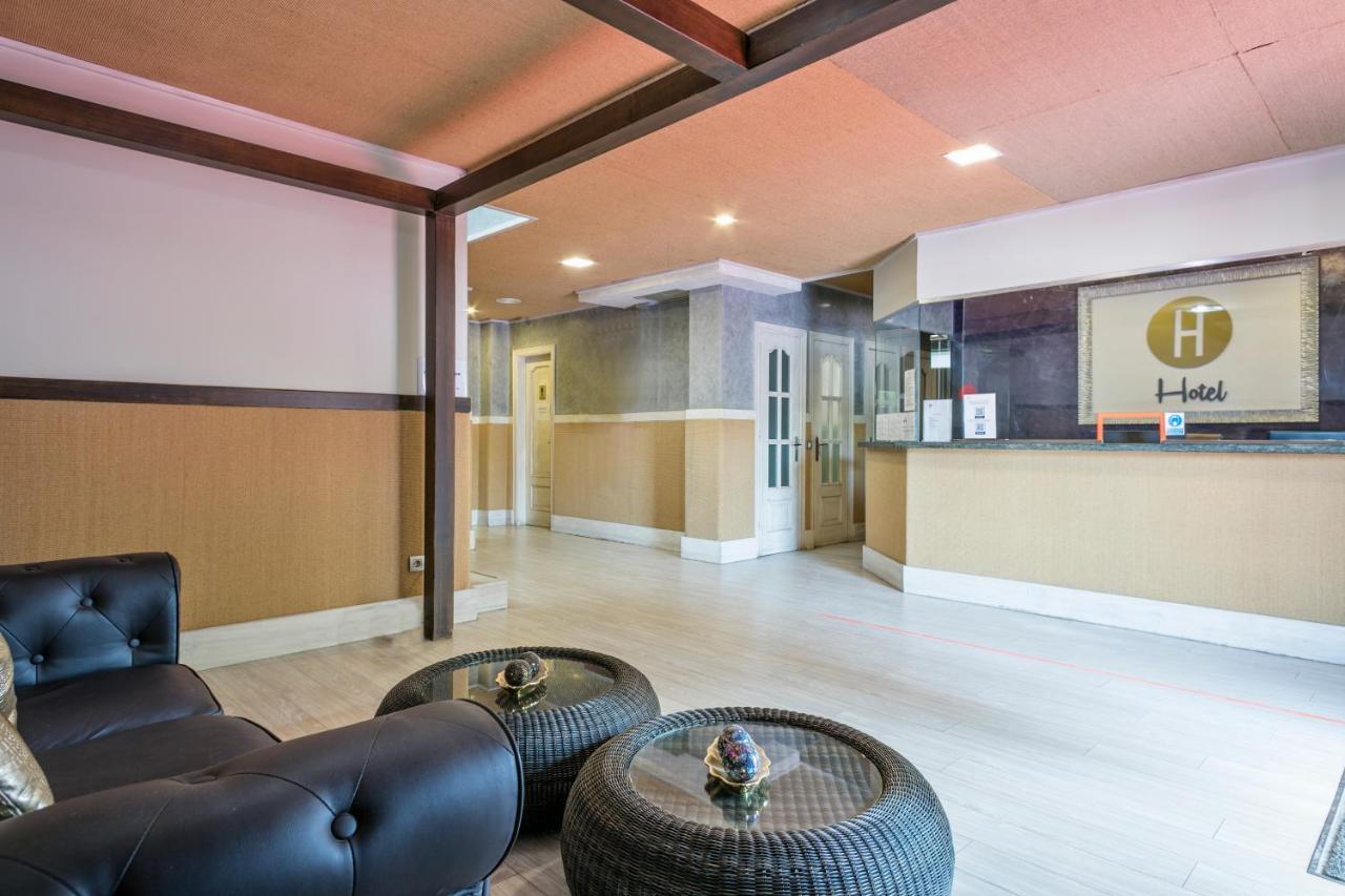 Hotel H Granollers Buitenkant foto