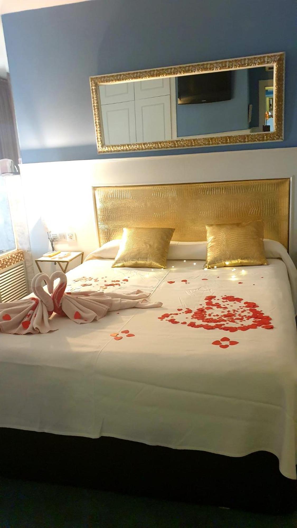 Hotel H Granollers Buitenkant foto